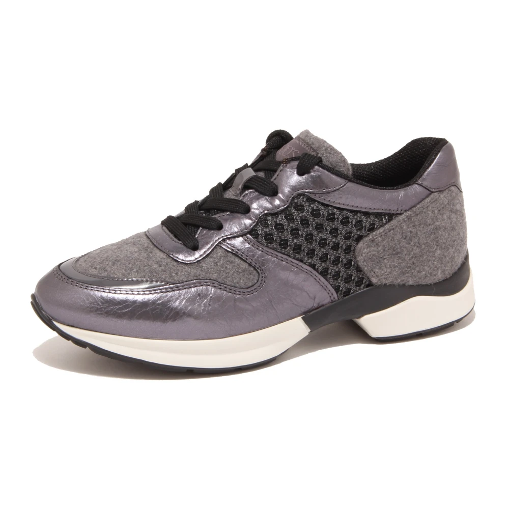 Tod’s Vintage Stijl Sportschoen Dames Schoenen Grijs