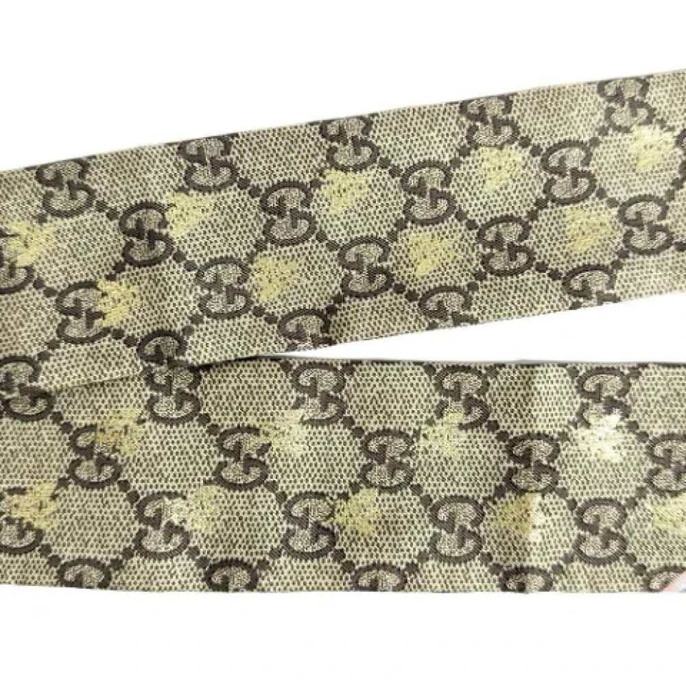 Gucci Vintage Pre-owned Silk scarves Beige Dames