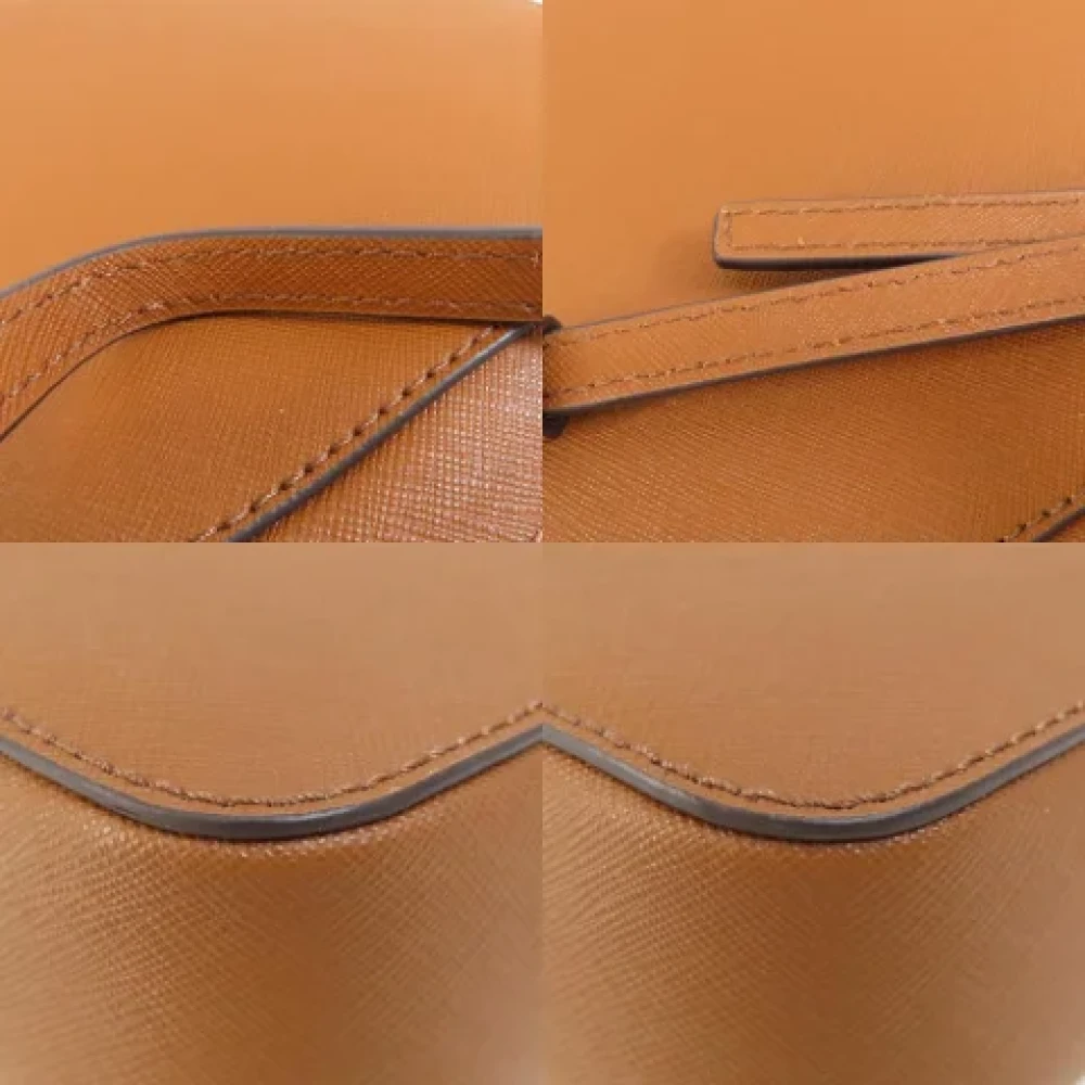 Michael Kors Pre-owned Plastic shoulder-bags Brown Dames