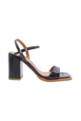 sandal