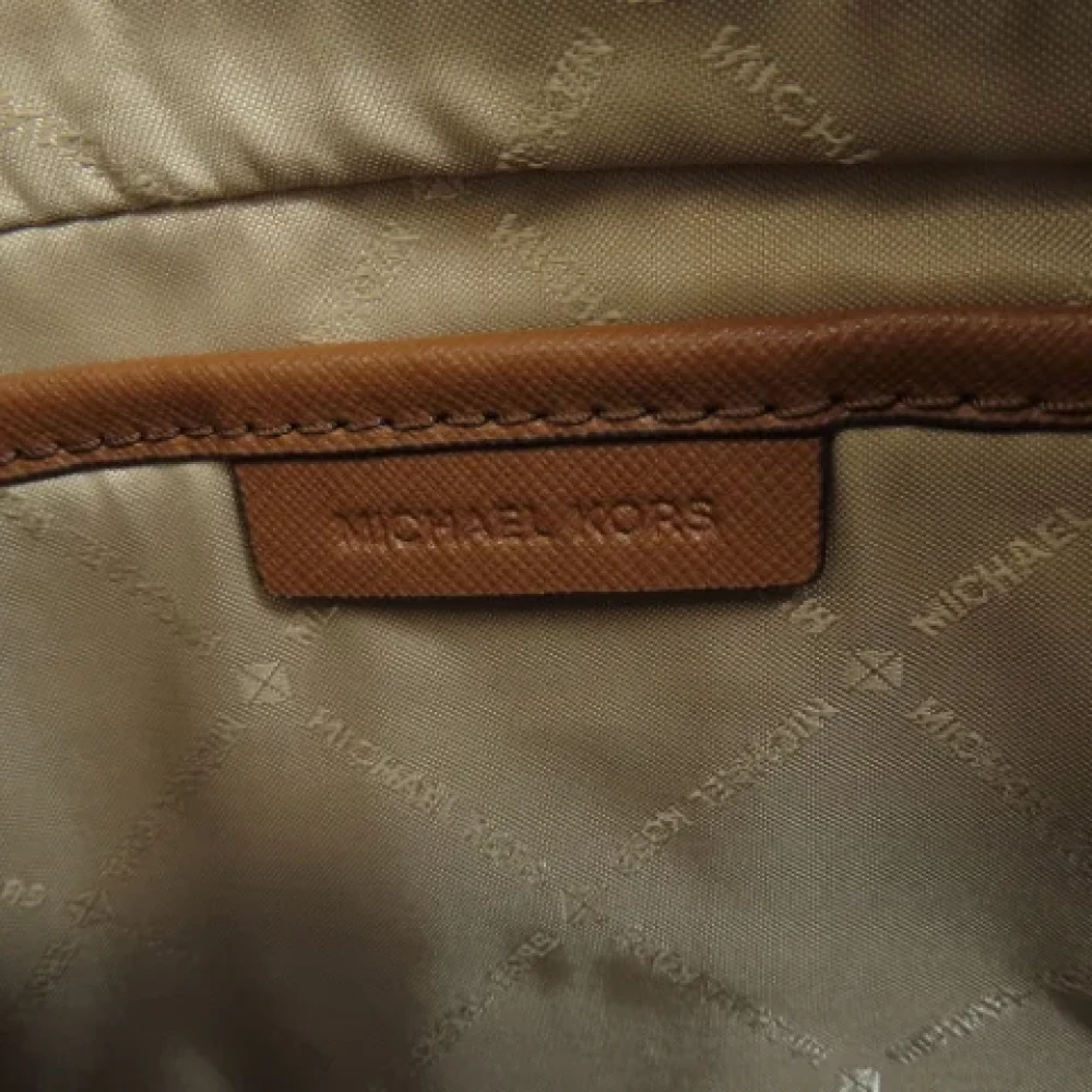 Michael Kors Pre-owned Plastic shoulder-bags Brown Dames