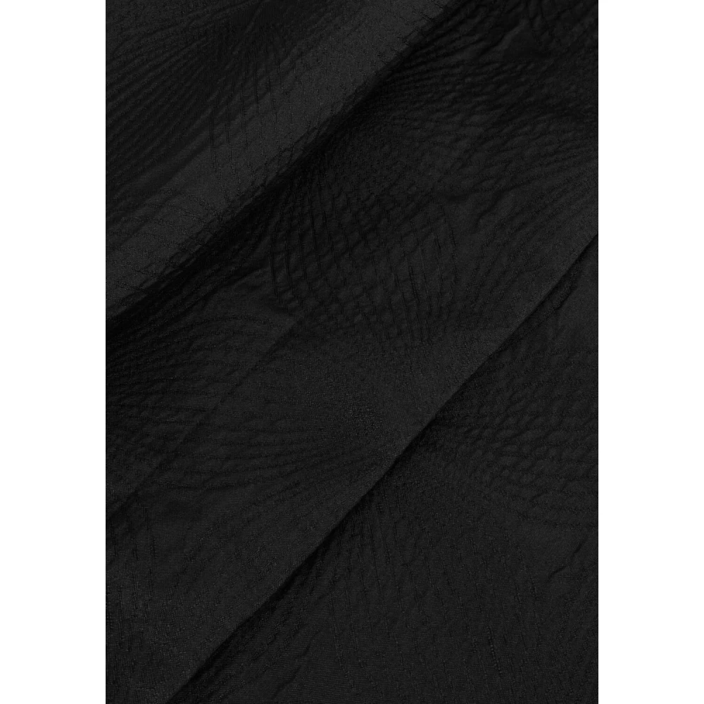 Minus Zwarte korte jas voor vrouwen Black Dames