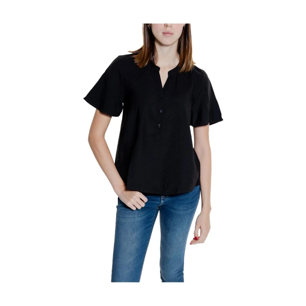 Jacqueline de Yong Zwarte Viscose V-hals Shirt Black Dames