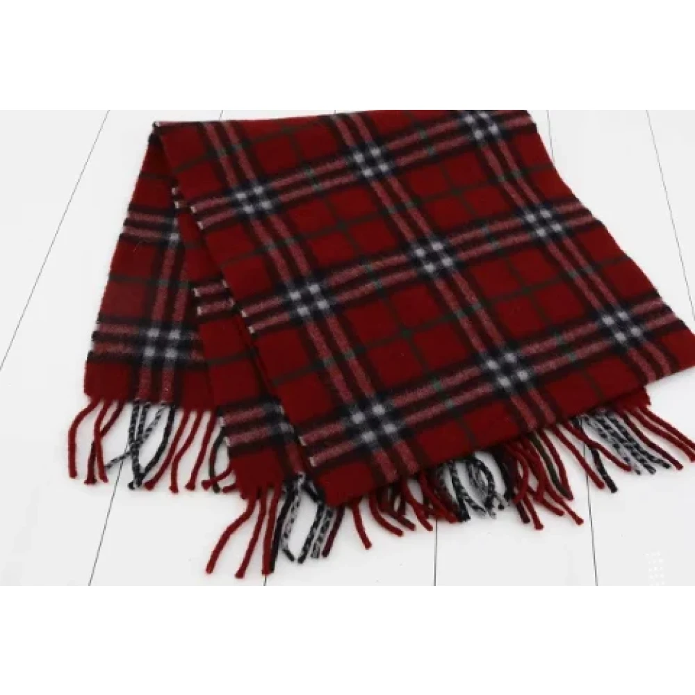 Burberry Vintage Pre-owned Cashmere scarves Red Dames