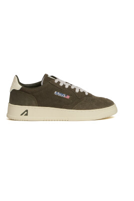 sneakers-en-cuir-perfore-aw25