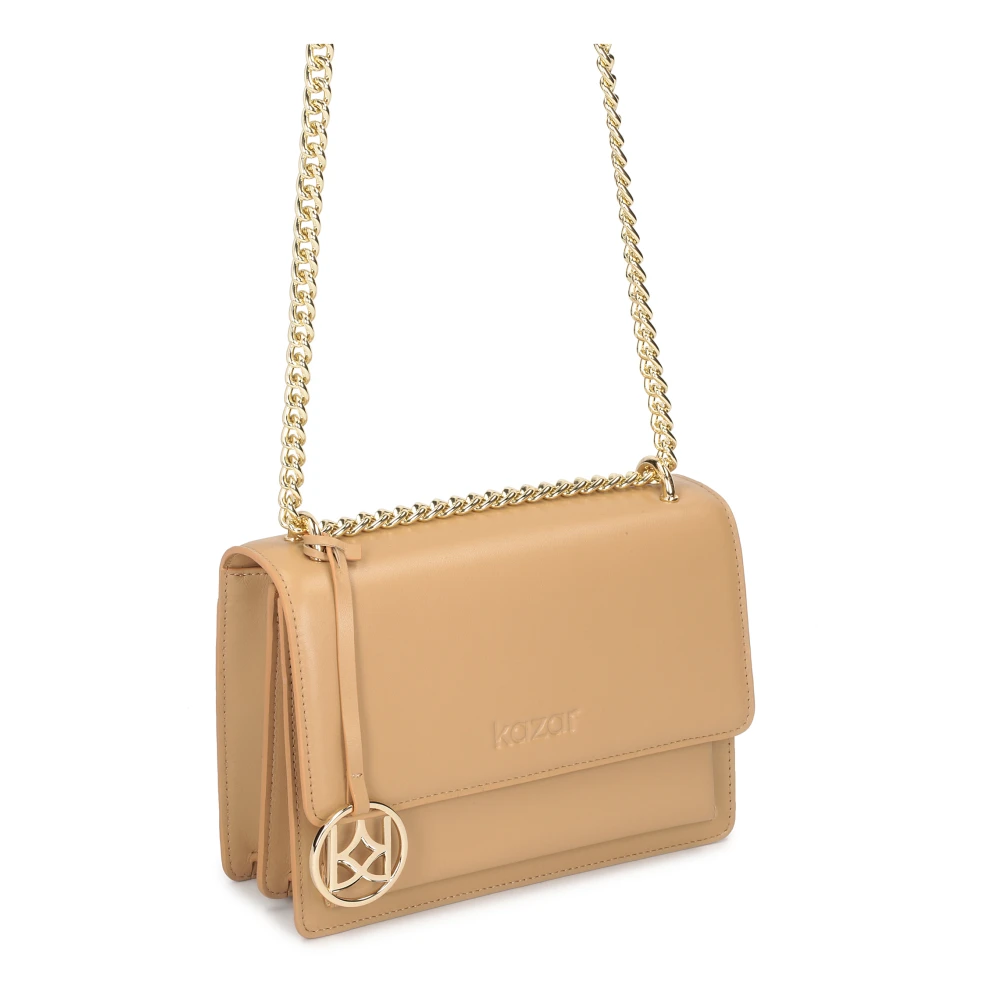 Kazar Leren tas met een klep en een metalen hanger Beige Dames