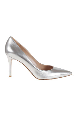 metallic-pumps-for-women