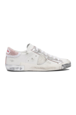 sneakers-blanches-elevent-style-confortablement