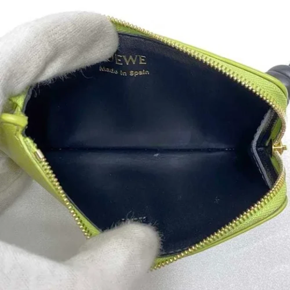 Loewe Pre-owned Leather wallets Green Dames