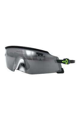 stylish-sunglasses-for-ultimate-protection