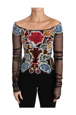 elegant-blommig-applikation-langarmad-topp