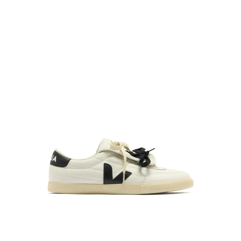 Veja Women's White Sneakers, 10 Uk, Panenka