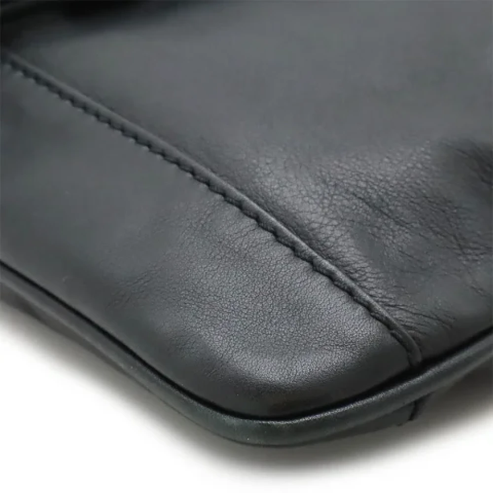 Burberry Vintage Pre-owned Leather shoulder-bags Black Dames