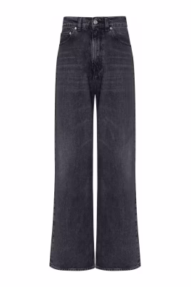 afslappede-gra-jeans
