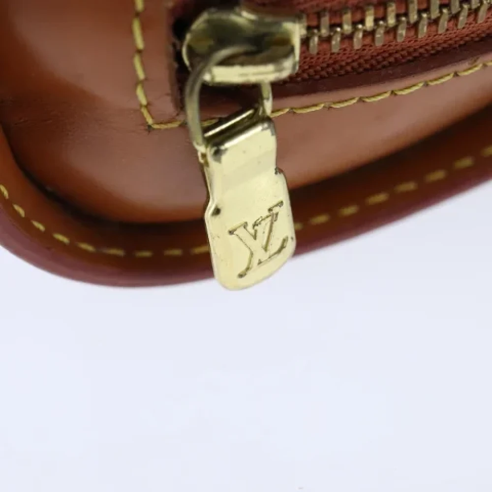 Louis Vuitton Vintage Pre-owned Leather pouches Brown Dames