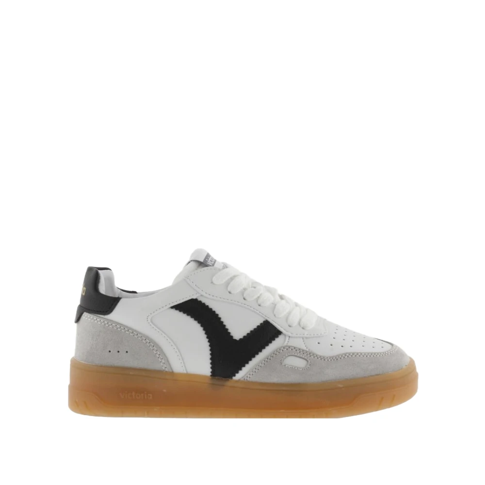 Shoes > Sneakers - - Victoria - Modalova