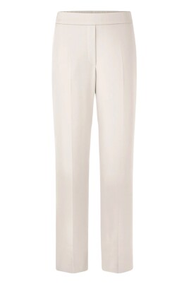 beige-pants