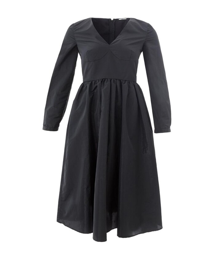 sophisticated-black-midi-dress