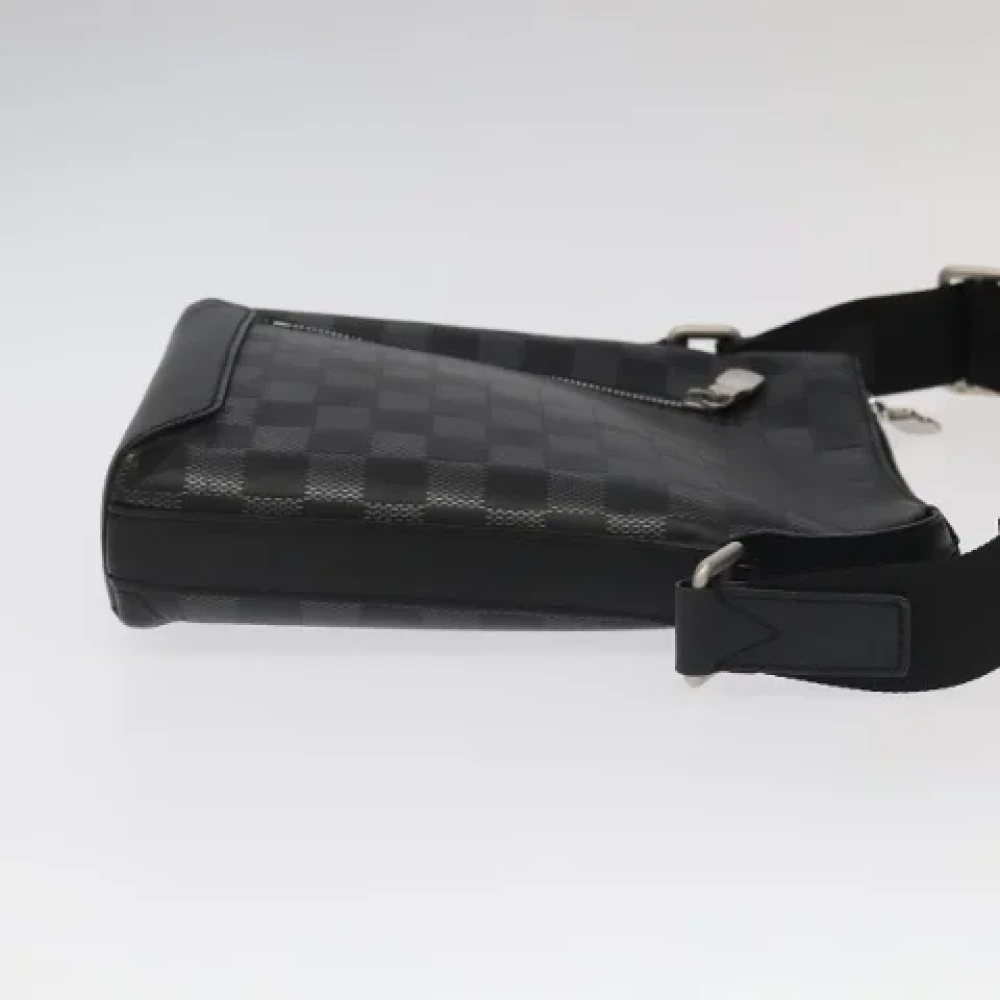 Louis Vuitton Vintage Pre-owned Leather shoulder-bags Black Dames