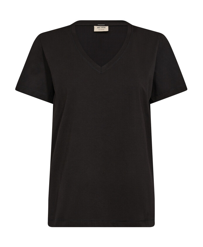 tee-shirt-basique-noir-a-col-en-v