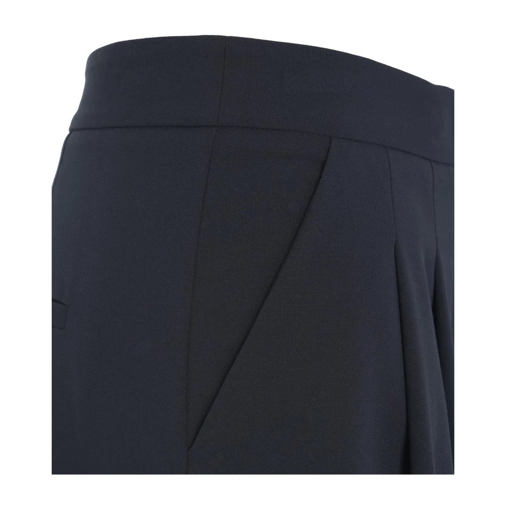 Ottod'Ame Blauwe Bermuda Shorts met Elegante Plooien Blue Dames