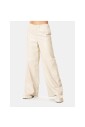 relaxte-broek-in-ecopelle-in-bijna-mauve