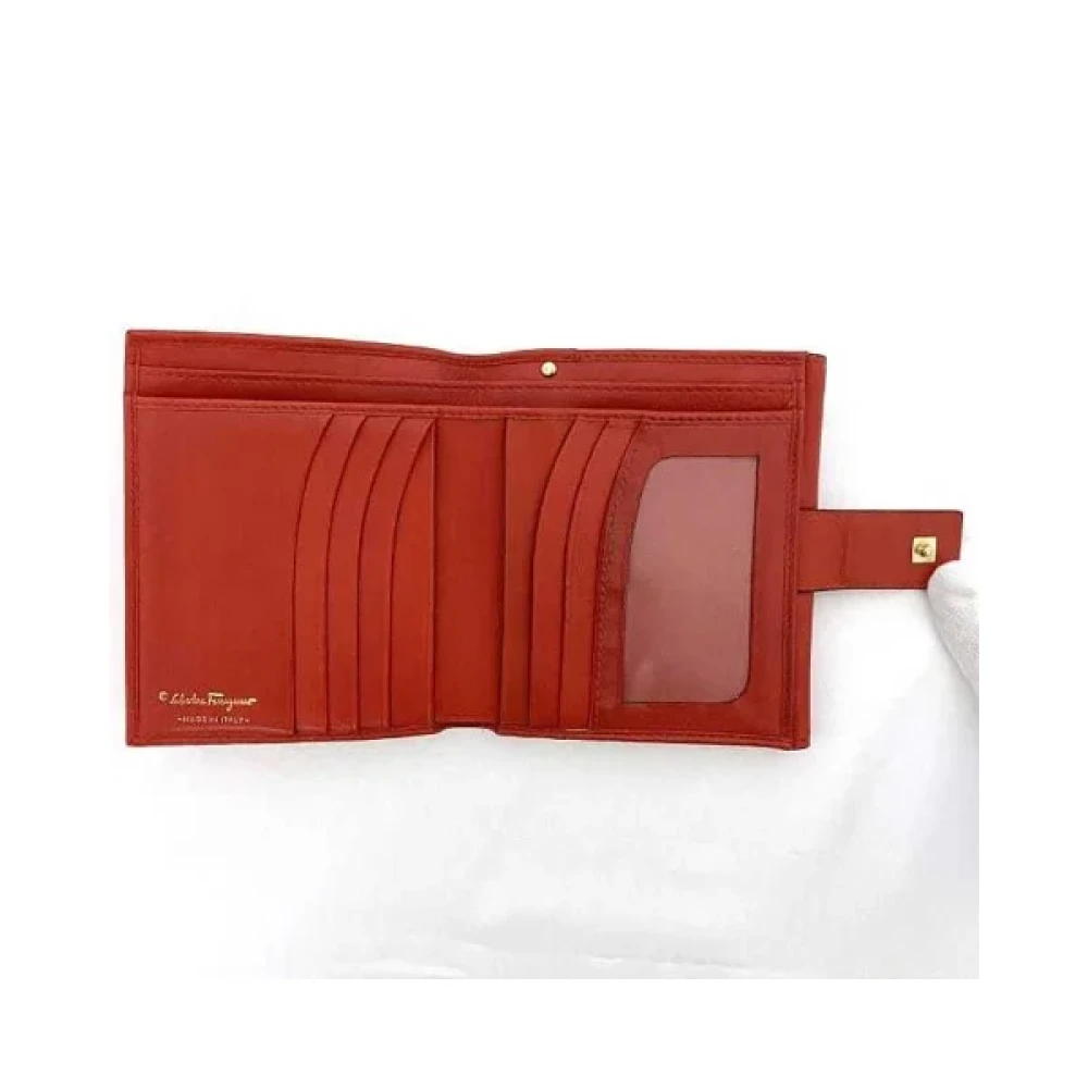 Salvatore Ferragamo Pre-owned Leather wallets Red Dames