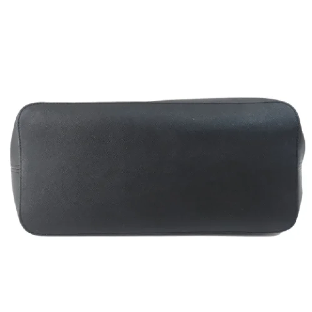 Michael Kors Pre-owned Plastic shoulder-bags Black Dames