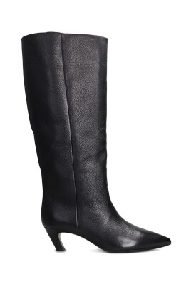 violet-heeled-boots