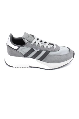 Retrostil Sneakers med Mockainsatser