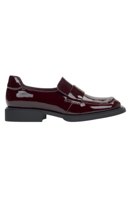 burgundy-loafers