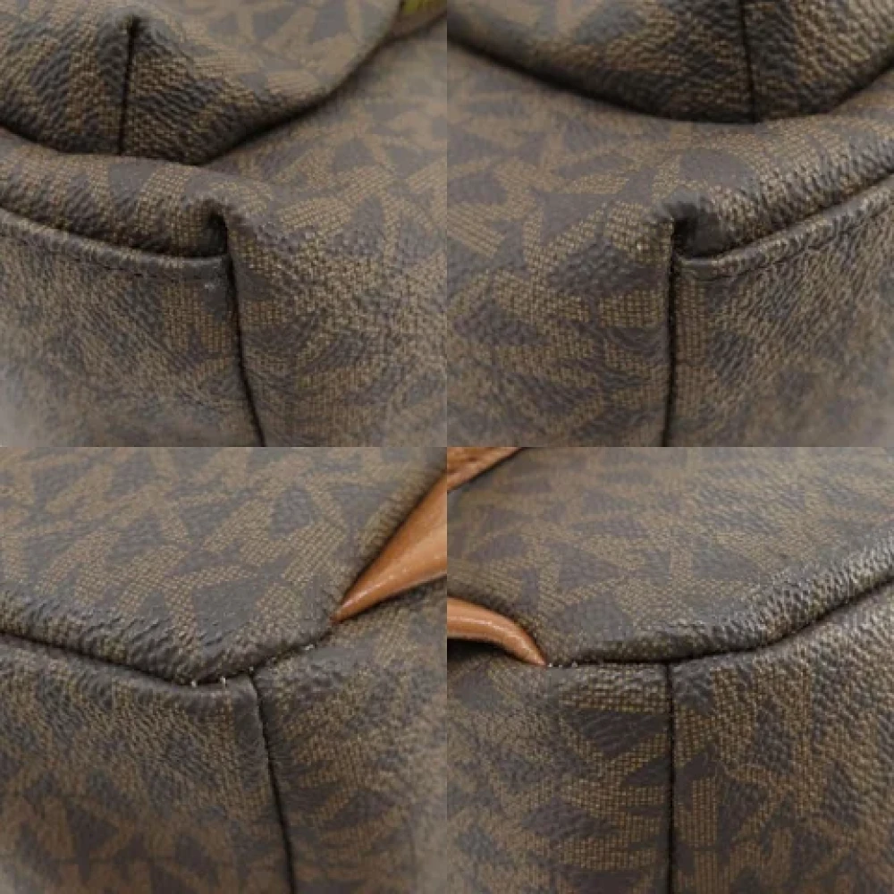 Michael Kors Pre-owned Plastic backpacks Brown Dames