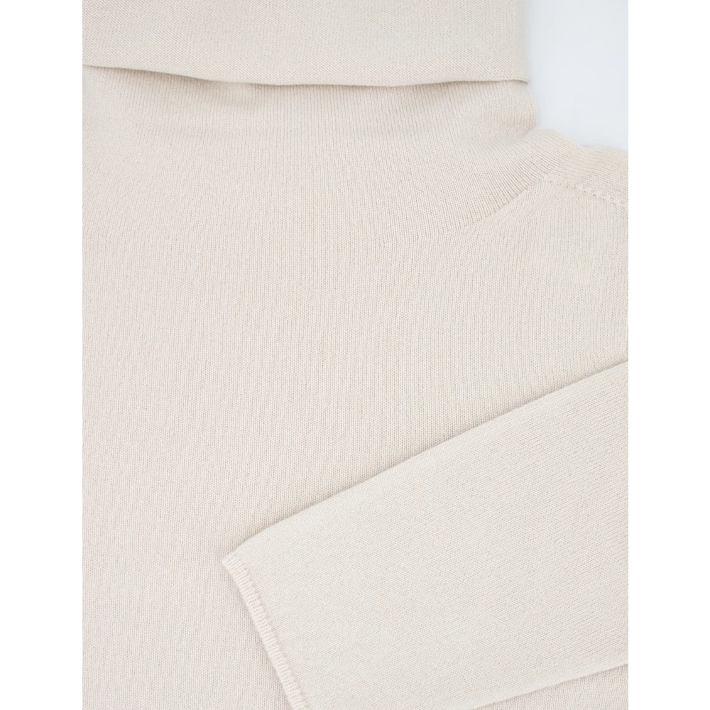 Le Tricot Perugia Elegant Turtleneck Jumper Beige Dames