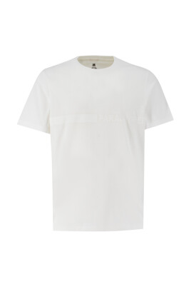 minimalist-crew-neck-t-shirt-with-front-print