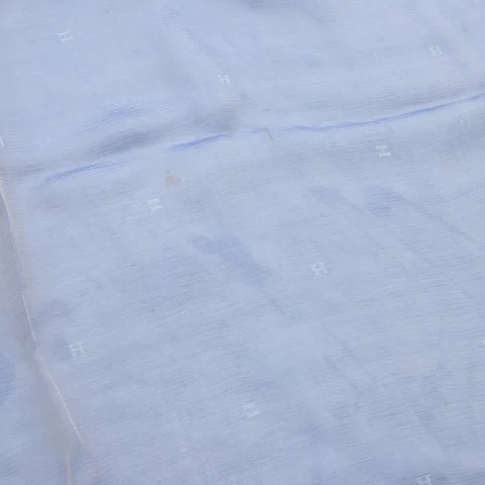 Hermès Vintage Pre-owned Silk scarves Blue Dames