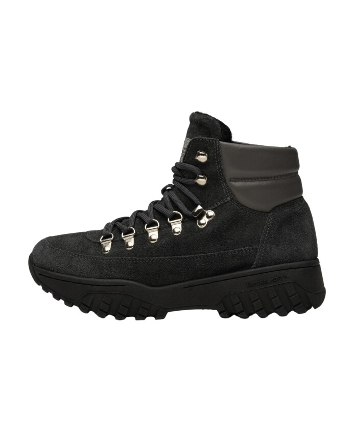 suede-track-boot-met-unieke-details