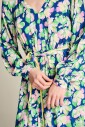 robe-bleue-multicolore-lys
