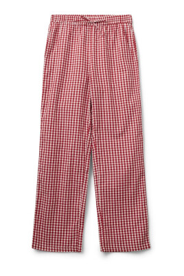 relaxed-fit-red-trousers-abigailesw-style