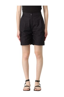 stylish-high-waisted-shorts-with-pockets
