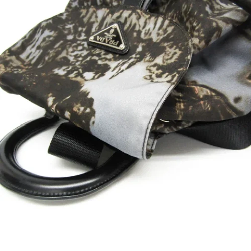 Prada Vintage Pre-owned Nylon shoulder-bags Gray Dames