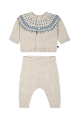 ivory-knitted-birth-set-with-jacquard-pattern