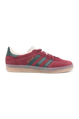 red-sneakers-with-3-stripes-logo