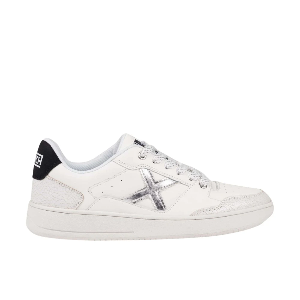 Munich Women's White Sneakers, 5 Uk, Legit 110