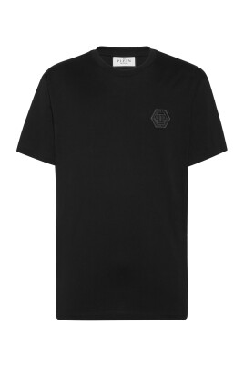 patterned-logo-t-shirt