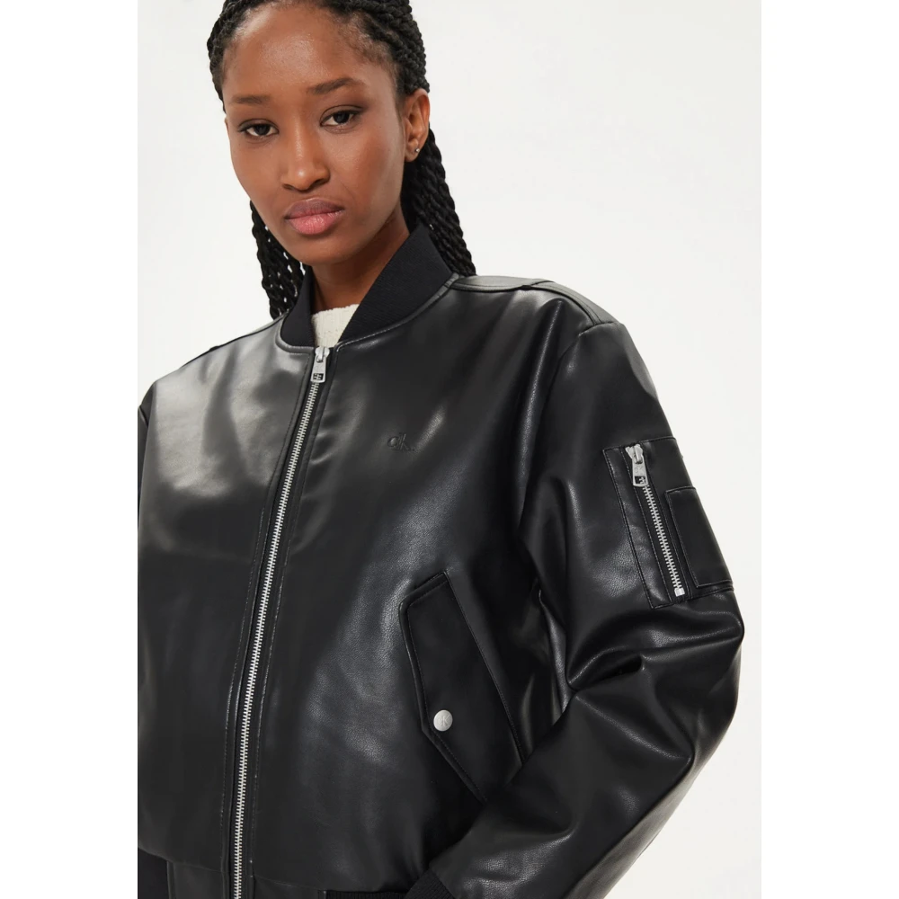 Calvin Klein Jeans Zwarte Bomberjack Stedelijke Stijl Black Dames