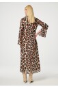 robe-midi-imprime-leopard
