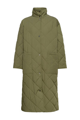 quilted-winter-coat-with-oversize-silhouette
