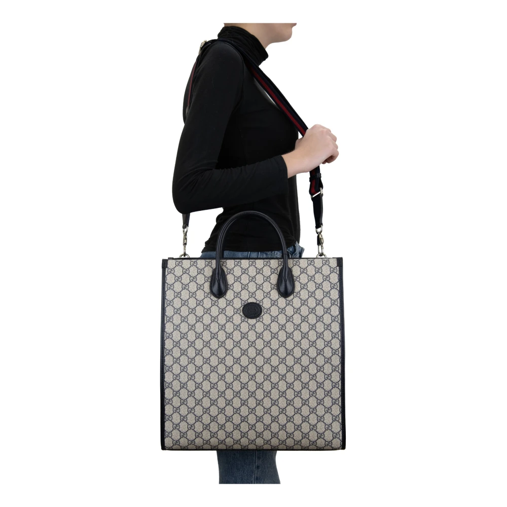 Gucci Schoudertas met haaksluiting Beige Dames
