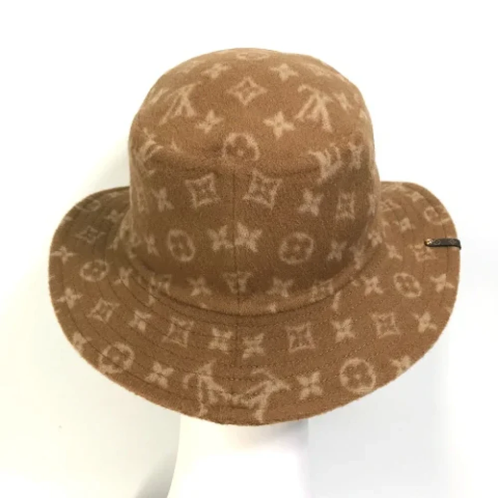 Louis Vuitton Vintage Pre-owned Wool hats Brown Dames
