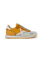 retro-running-sneaker-la-massana